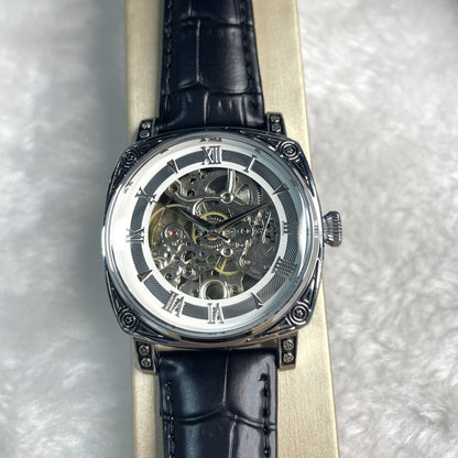 Hollow Out Business Watch Fashion Trendy Sports
