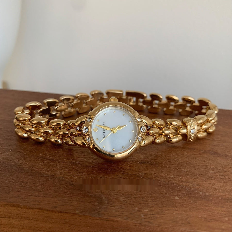 Elegant Personality Trend Mild Luxury Retro Rhinestone Quartz Watch