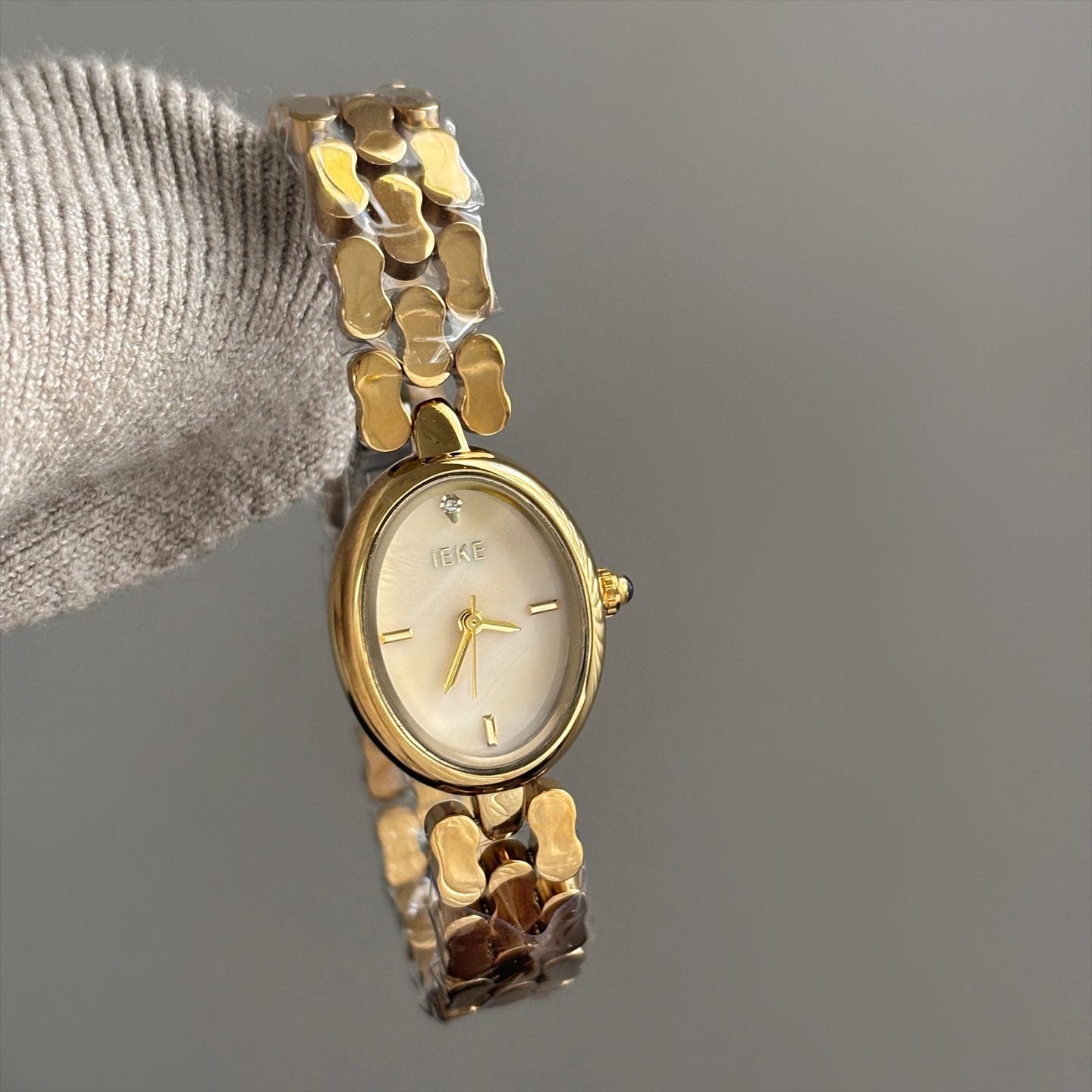 Oval Exquisite Women's Casual Watch